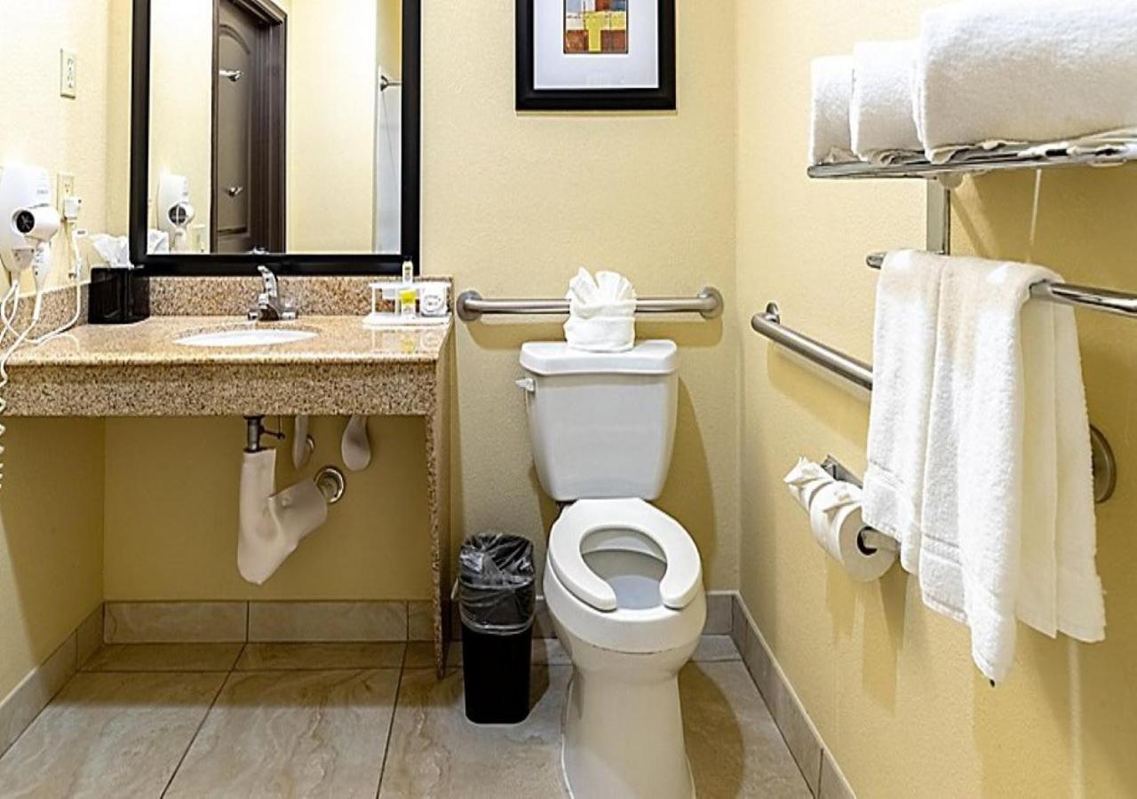 Holiday Inn Express & Suites Houston South - Near Pearland By Ihg Kültér fotó